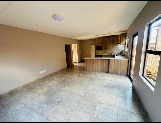 4 BEDROOM HOUSE FOR SALE IN WITBANK CENTRAL